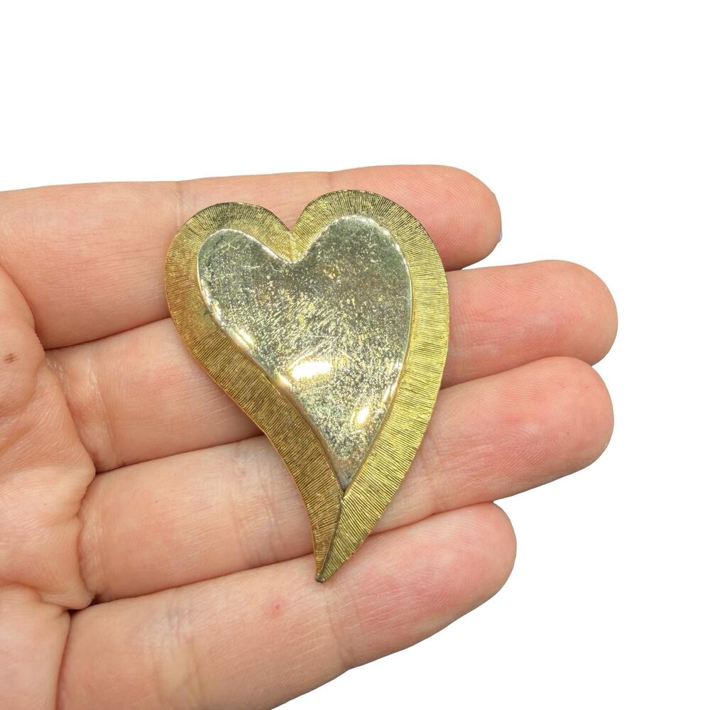 Vintage Jewelry Gold Tone Heart Brooch Heart Pin